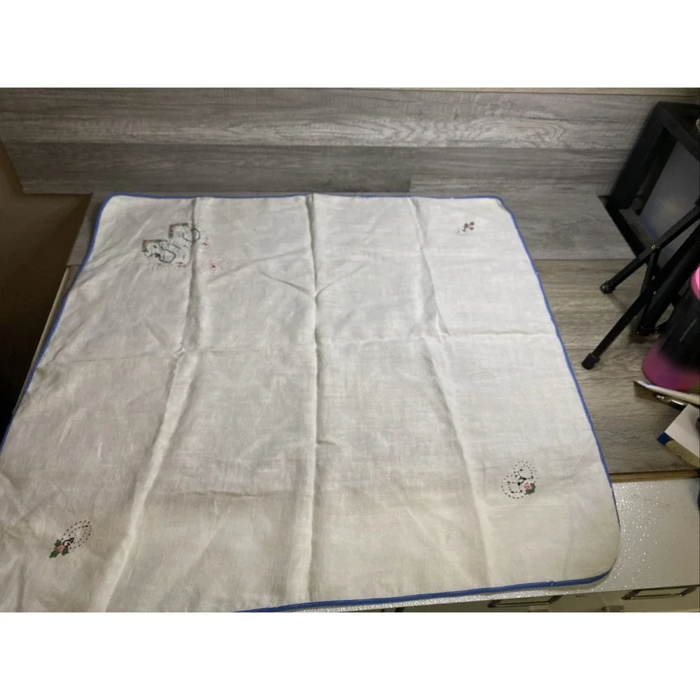 VTG Linen Card Table Cover Tablecloth 30x 29